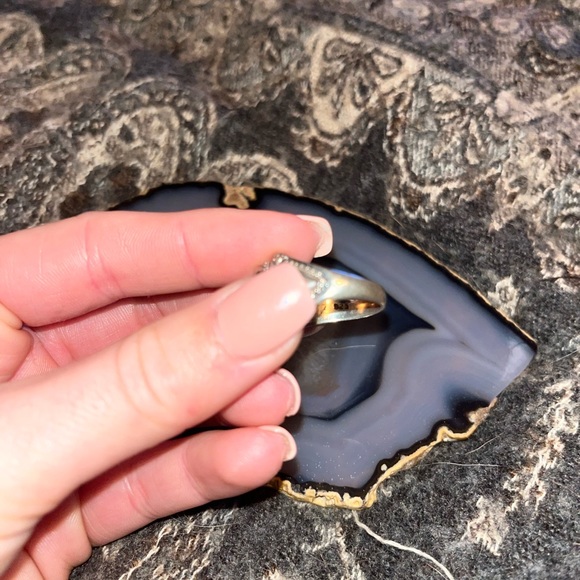 Sterling Silver Onyx 925 Size 7 ring - Picture 14 of 15